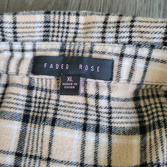 Faded Rose Button Up/Shacket - Picture 4 of 4